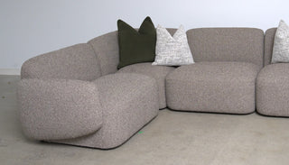 HUG ME 4-Piece Modular Sectional Sofa Closed